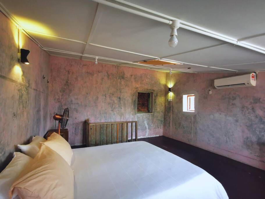 Leju 21 樂居 Explore Malacca From A Riverside House Εξωτερικό φωτογραφία