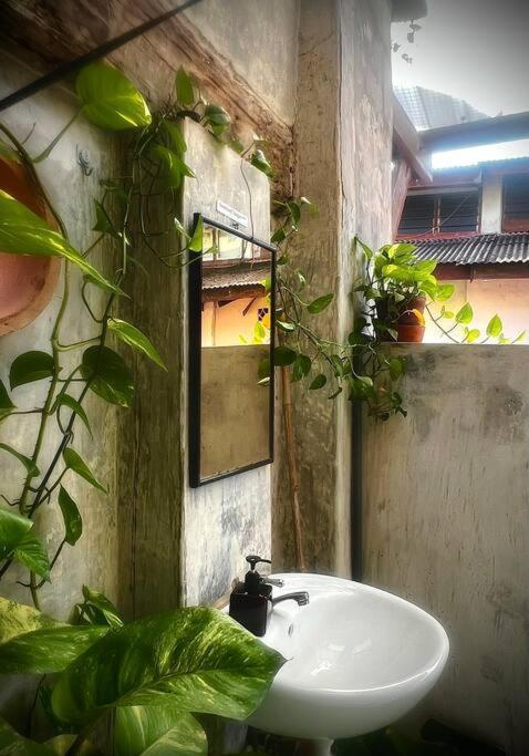 Leju 21 樂居 Explore Malacca From A Riverside House Εξωτερικό φωτογραφία